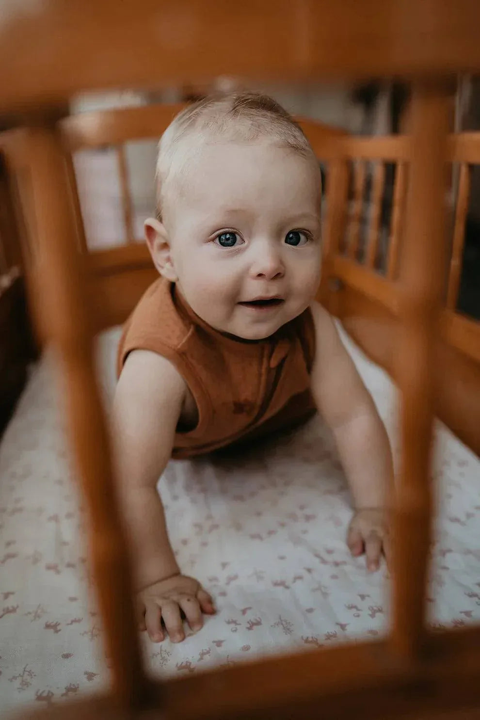 GOTS Sleepsuit Sleeveless 9-24 TOG 1.0 Toffee