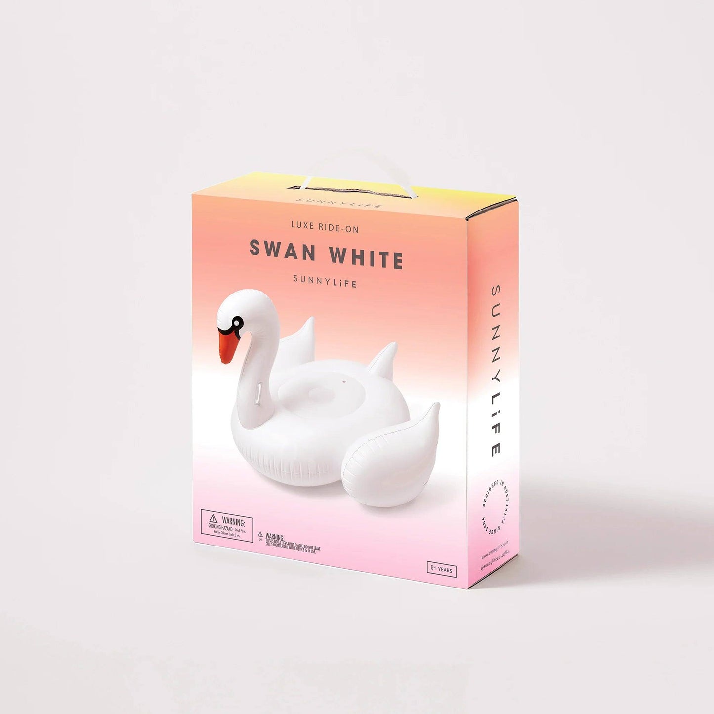 The Resort White Luxe Ride-On Swan