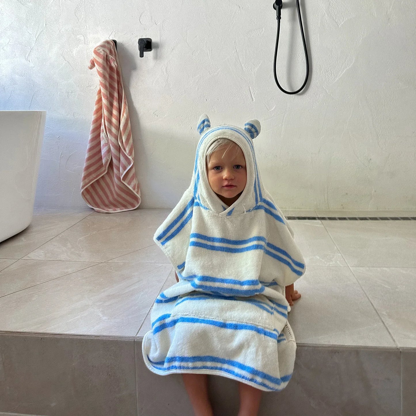 Sid the Seagull Blue Stripe Kids Character Hooded Towel