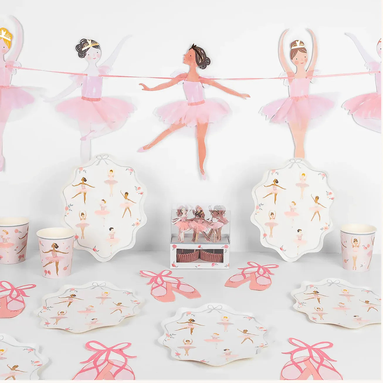 Meri Meri Ballerina Party Box - partyalacarte.co.in