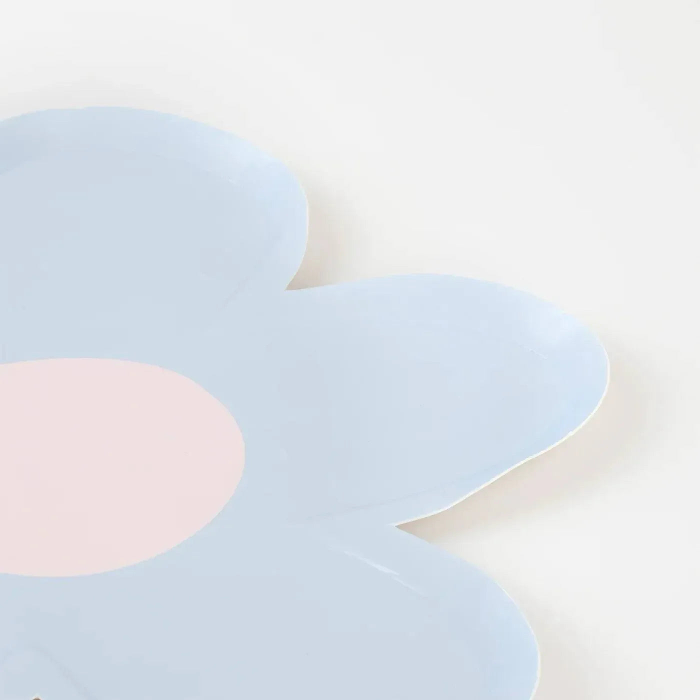 Meri Meri Daisy Shaped Plates (x8) - partyalacarte.co.in