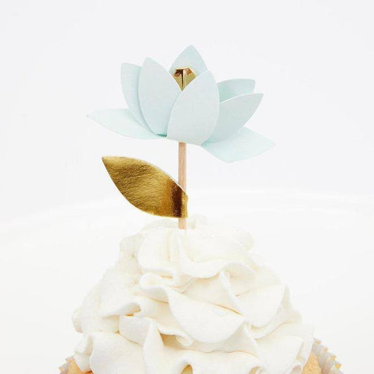 Meri Meri Flower Bouquet Cupcake Kit (set of 12 toppers) - partyalacarte.co.in