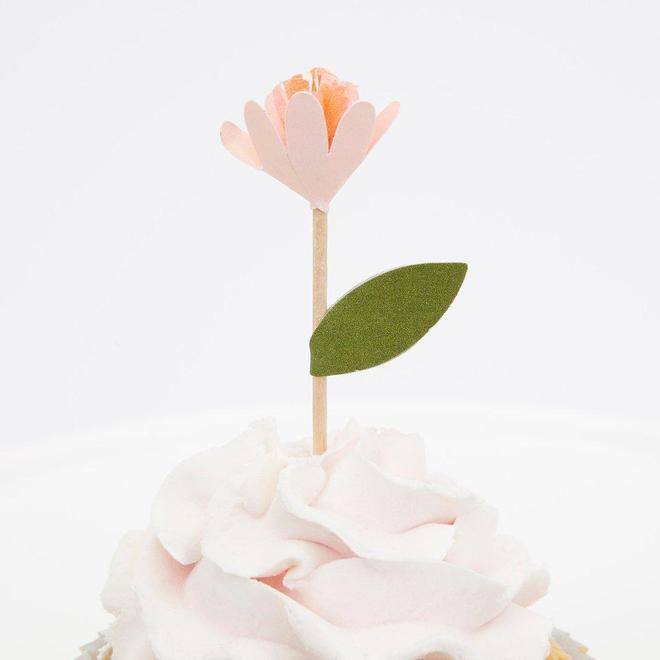 Meri Meri Flower Bouquet Cupcake Kit (set of 12 toppers) - partyalacarte.co.in