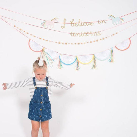 Meri Meri I Believe In Unicorns Garland - partyalacarte.co.in