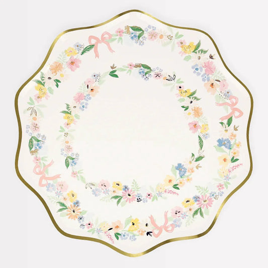 Elegant Floral Dinner Plates (x8)