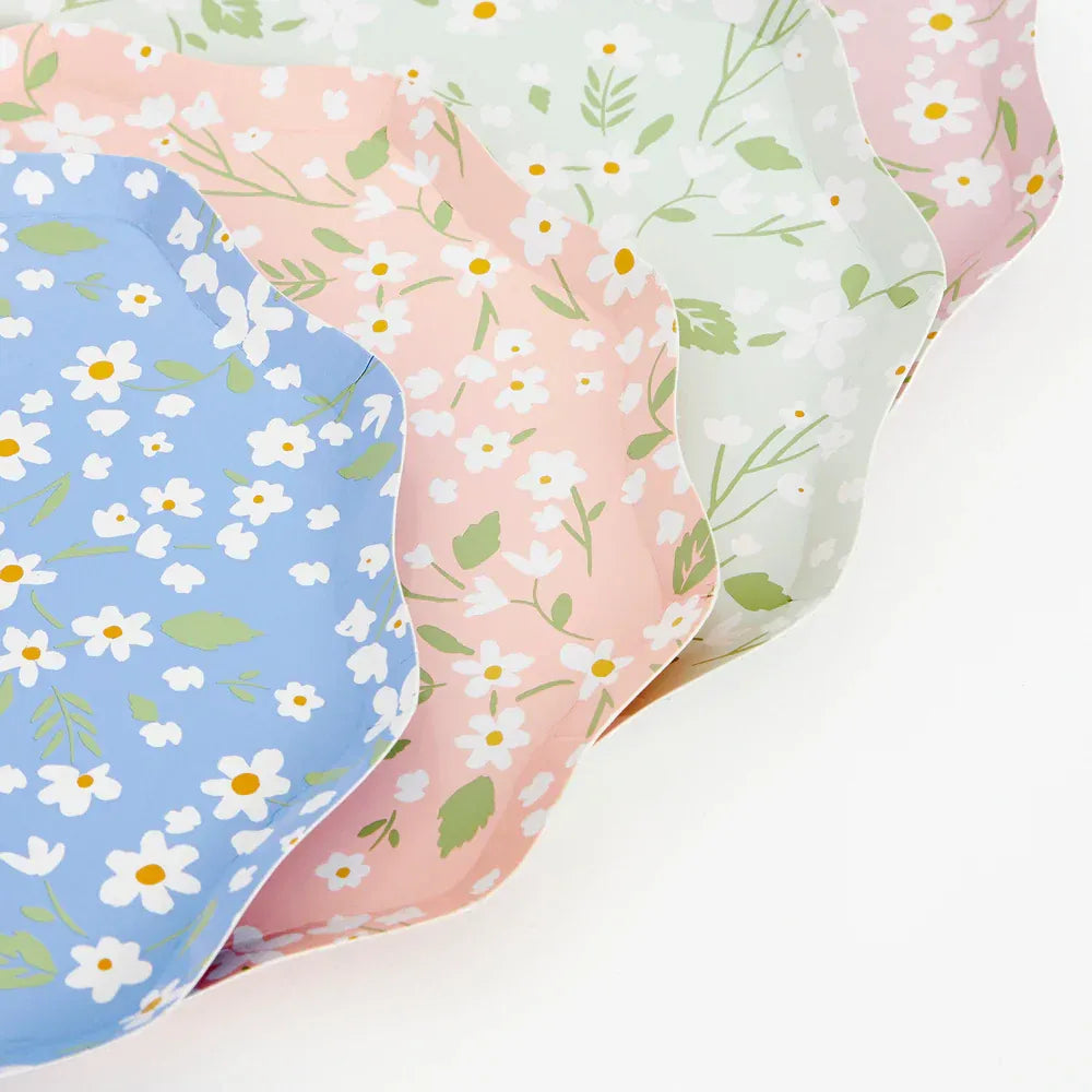 Ditsy Floral Dinner Plates (x12)