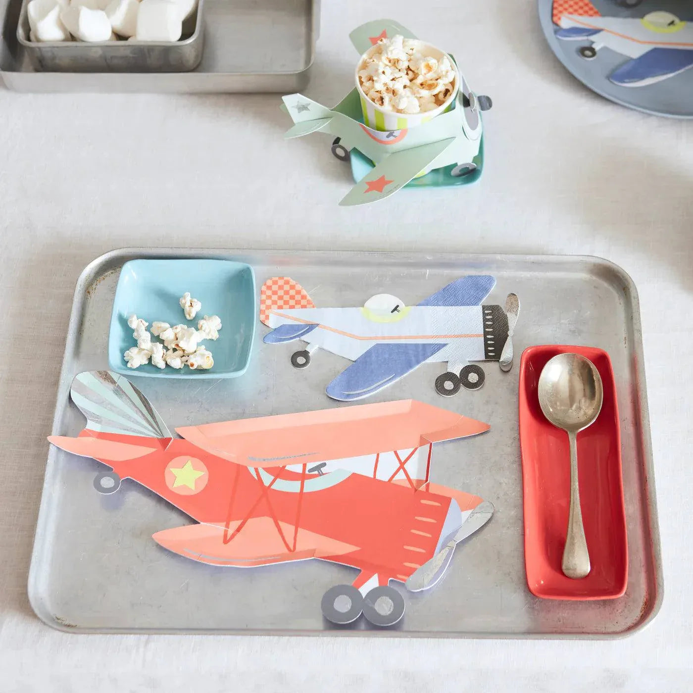 Air plane plate (x8)