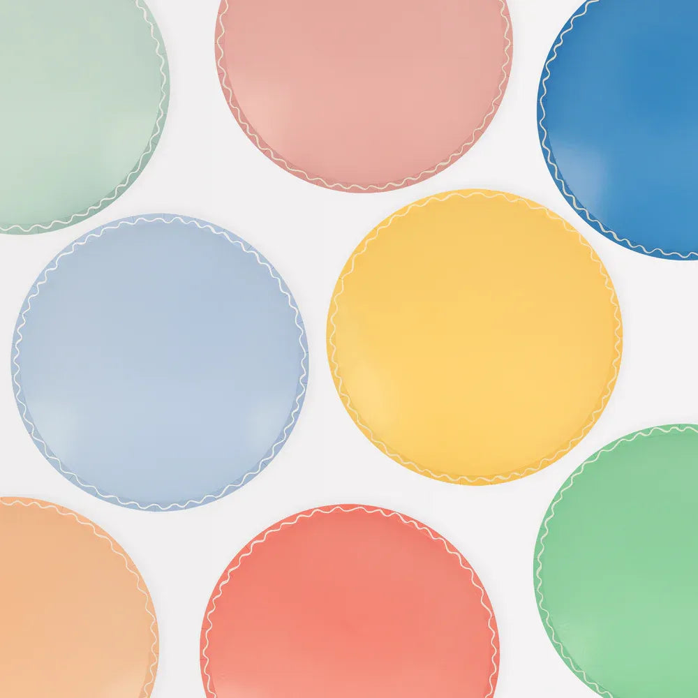 Mixed Wavy Line Dinner Plates (x8)