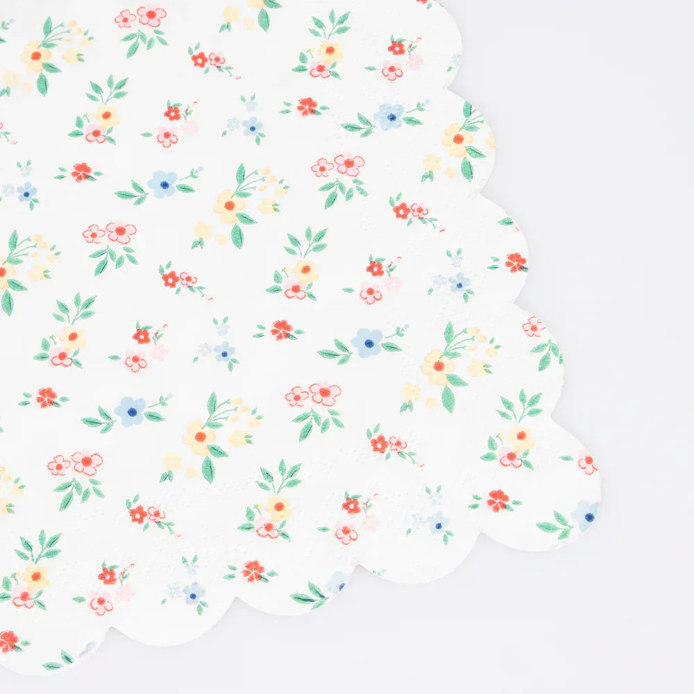 Ditsy Posy Scalloped Small Napkins (x16)