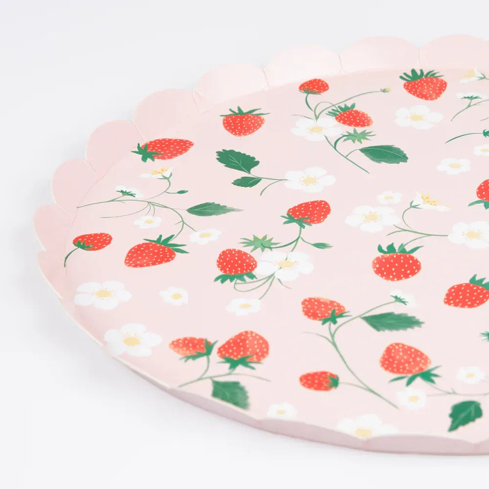 Strawberry Pattern Dinner Plates (x8)