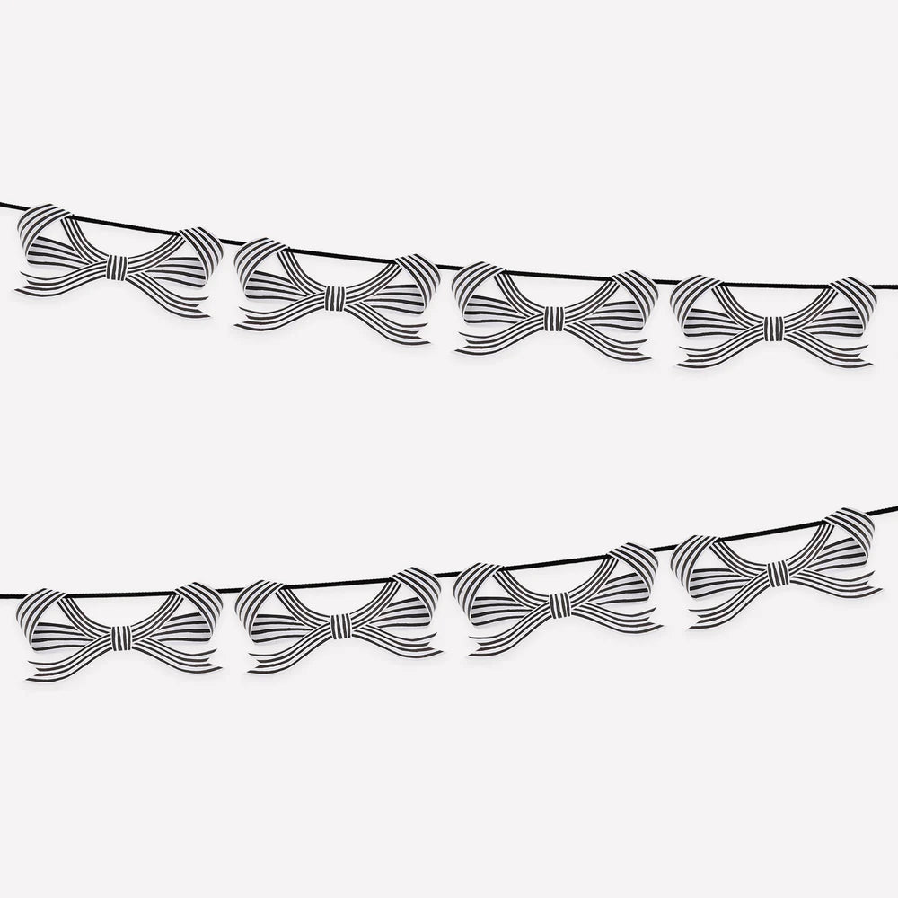 Black & White Stripy Bow Garland