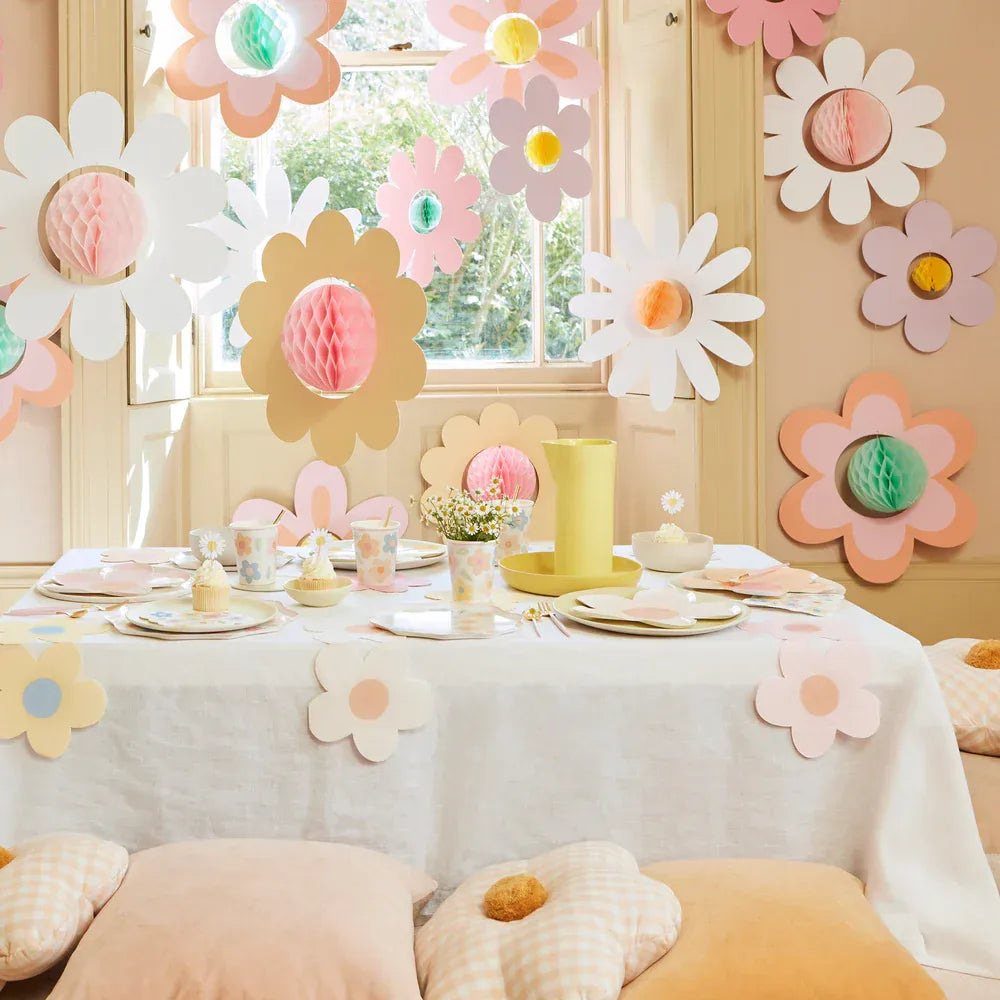 Groovy Flower Hanging Decoration (x7)