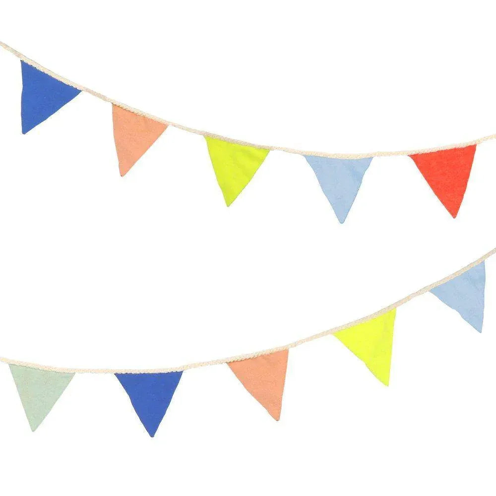 Meri Meri Multicolor Knitted Flag Garland - partyalacarte.co.in