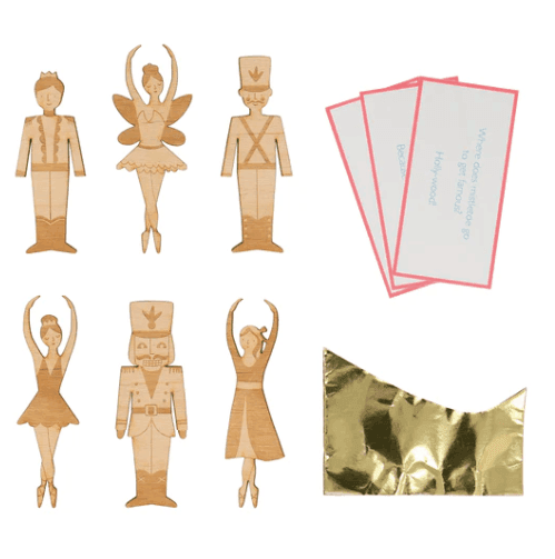 Meri Meri Nutcracker Character Medium Crackers (x 6) - partyalacarte.co.in