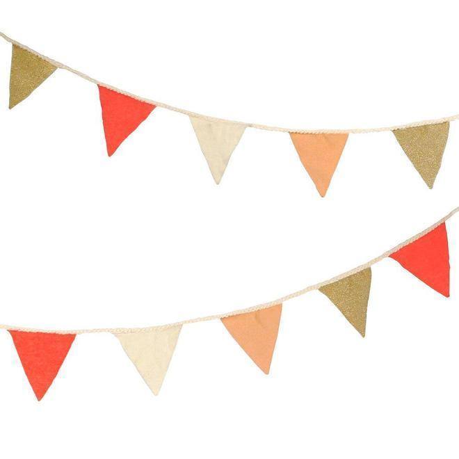 Meri Meri Pink Knitted Flag Garland - partyalacarte.co.in