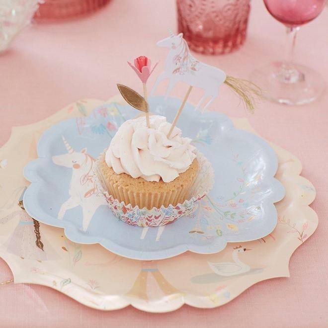 Meri Meri Princess Large Plates (set of 8) - partyalacarte.co.in