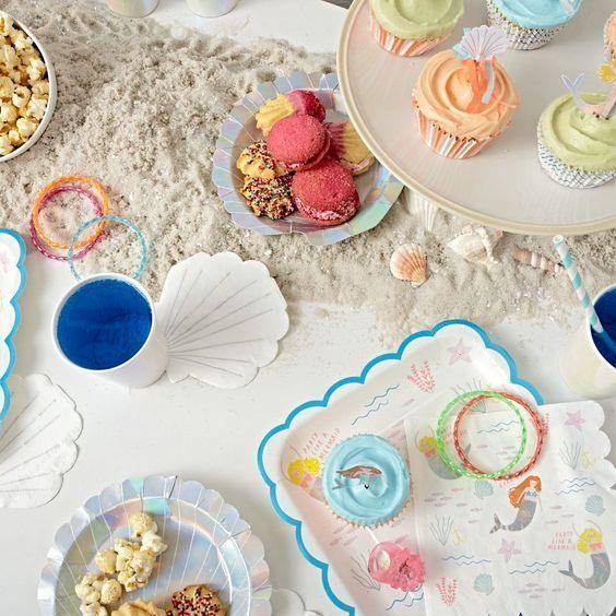 Meri Meri Small Shell Napkins (Pack of 16) - partyalacarte.co.in