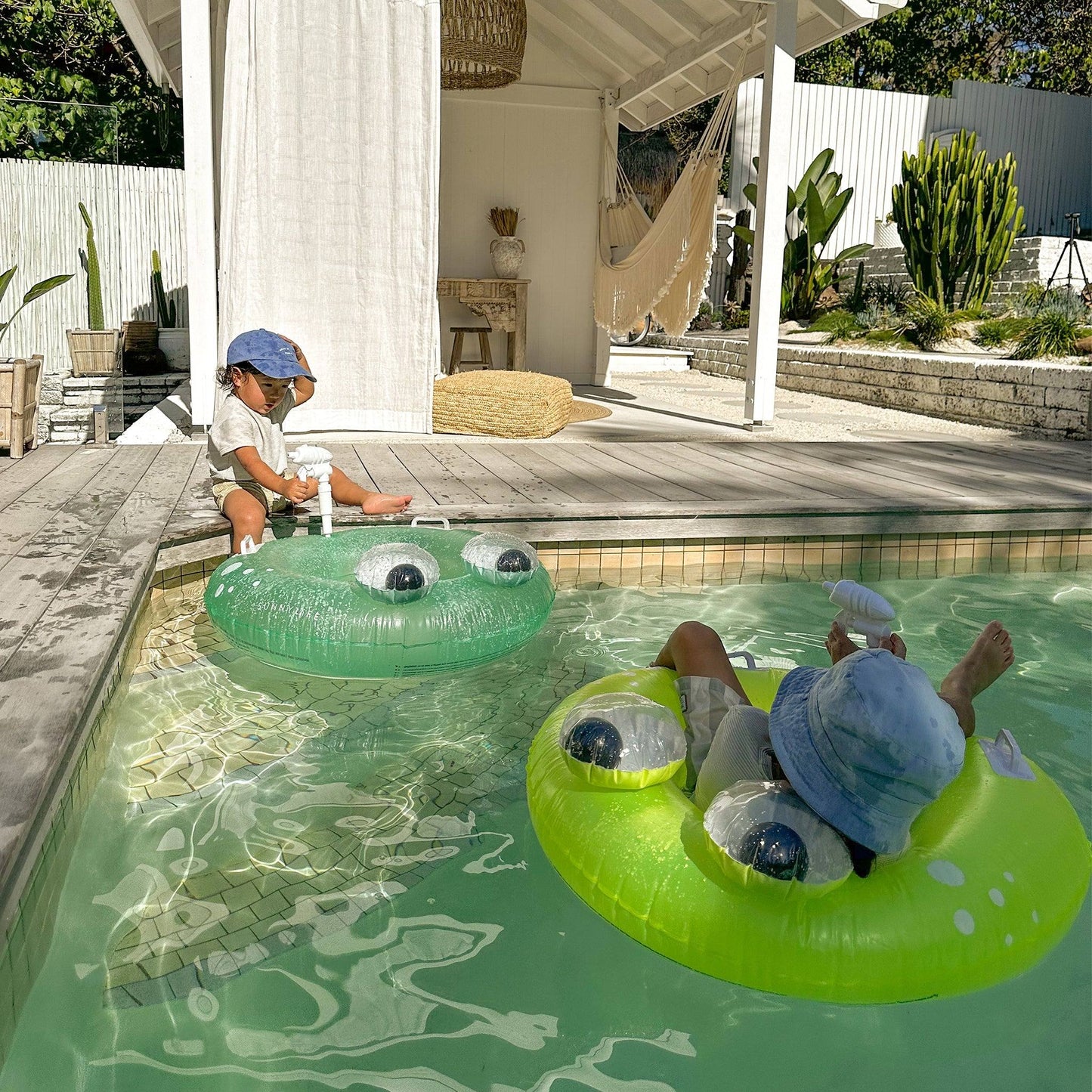 sunnylife Sonny the Sea Creature Citrus Pool Ring Soakers - partyalacarte.co.in