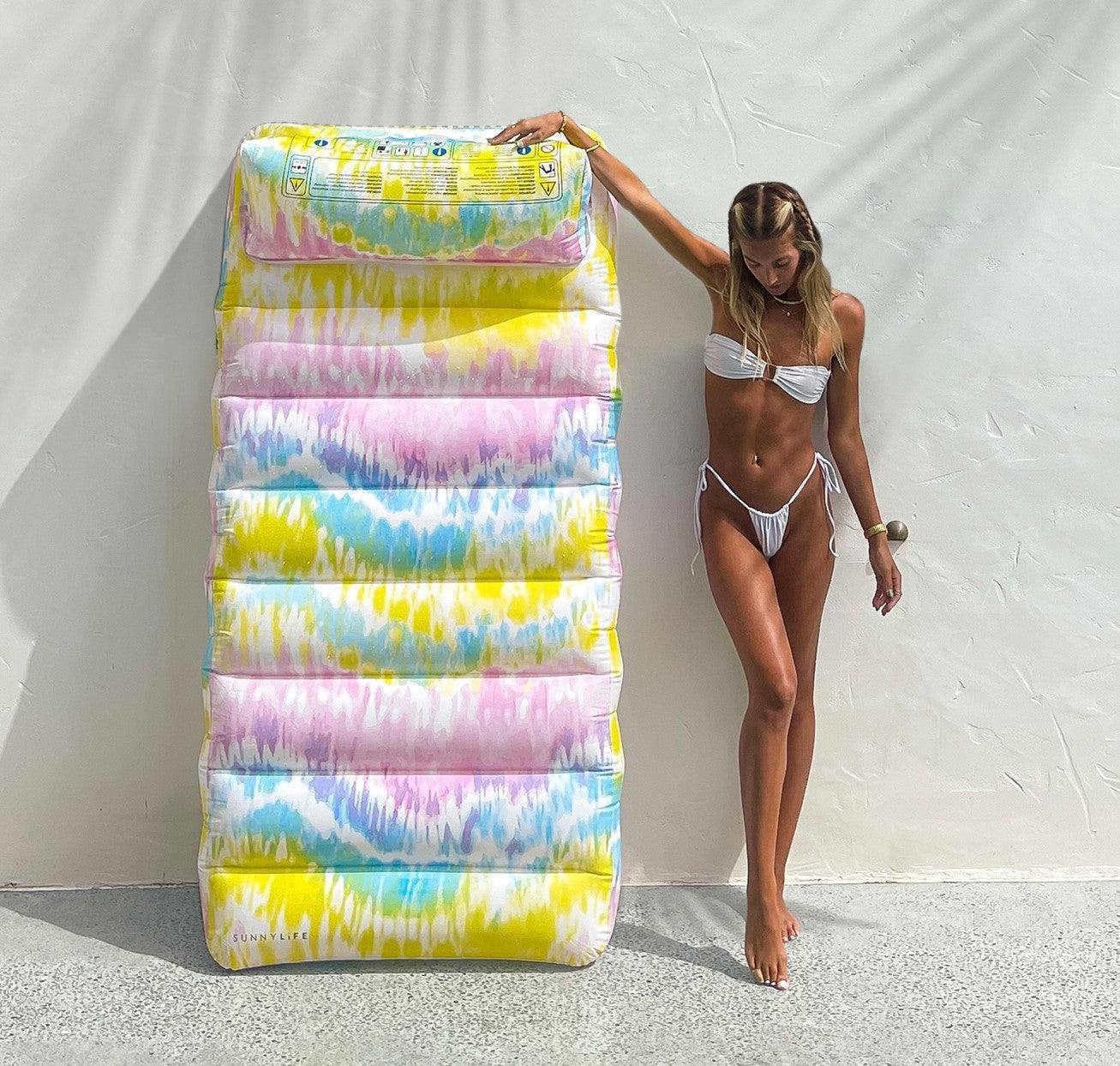 sunnylife Tie Dye Lilo Lounger - partyalacarte.co.in