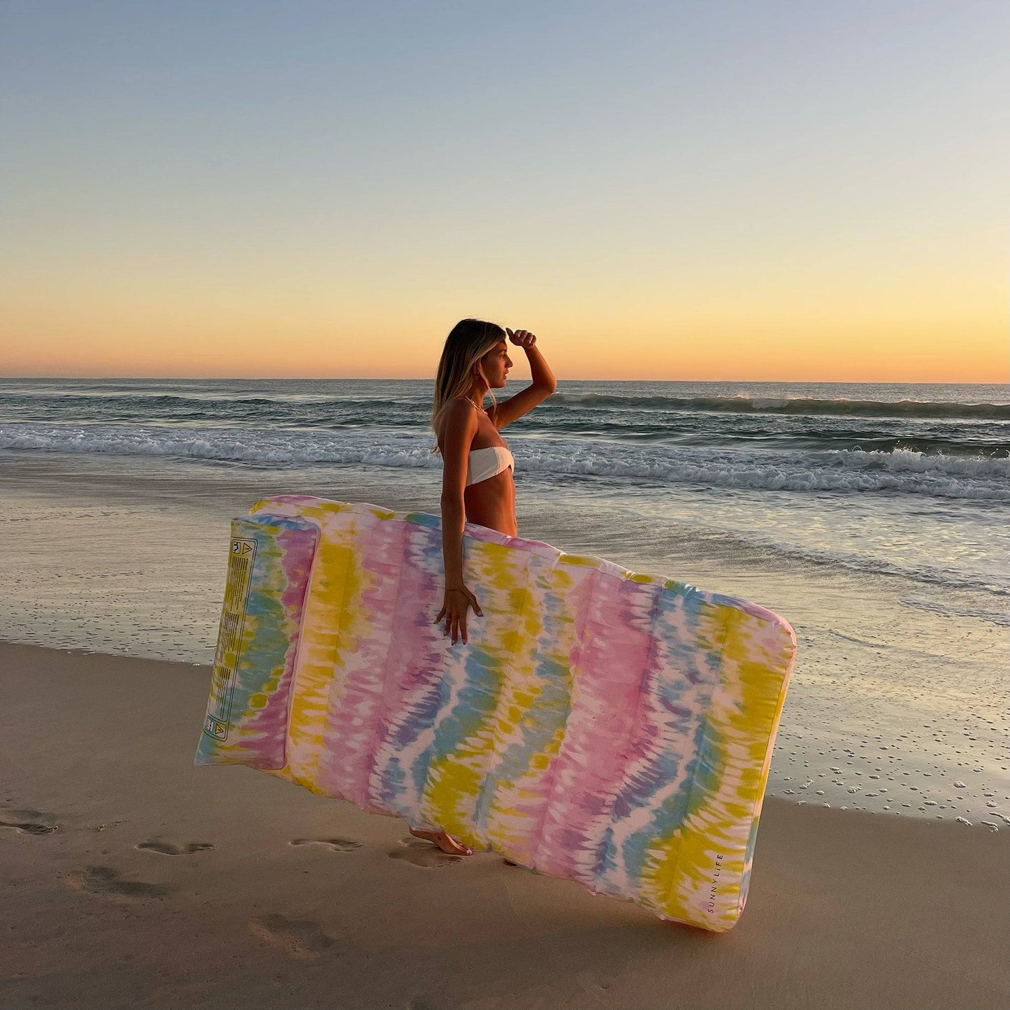 sunnylife Tie Dye Lilo Lounger - partyalacarte.co.in
