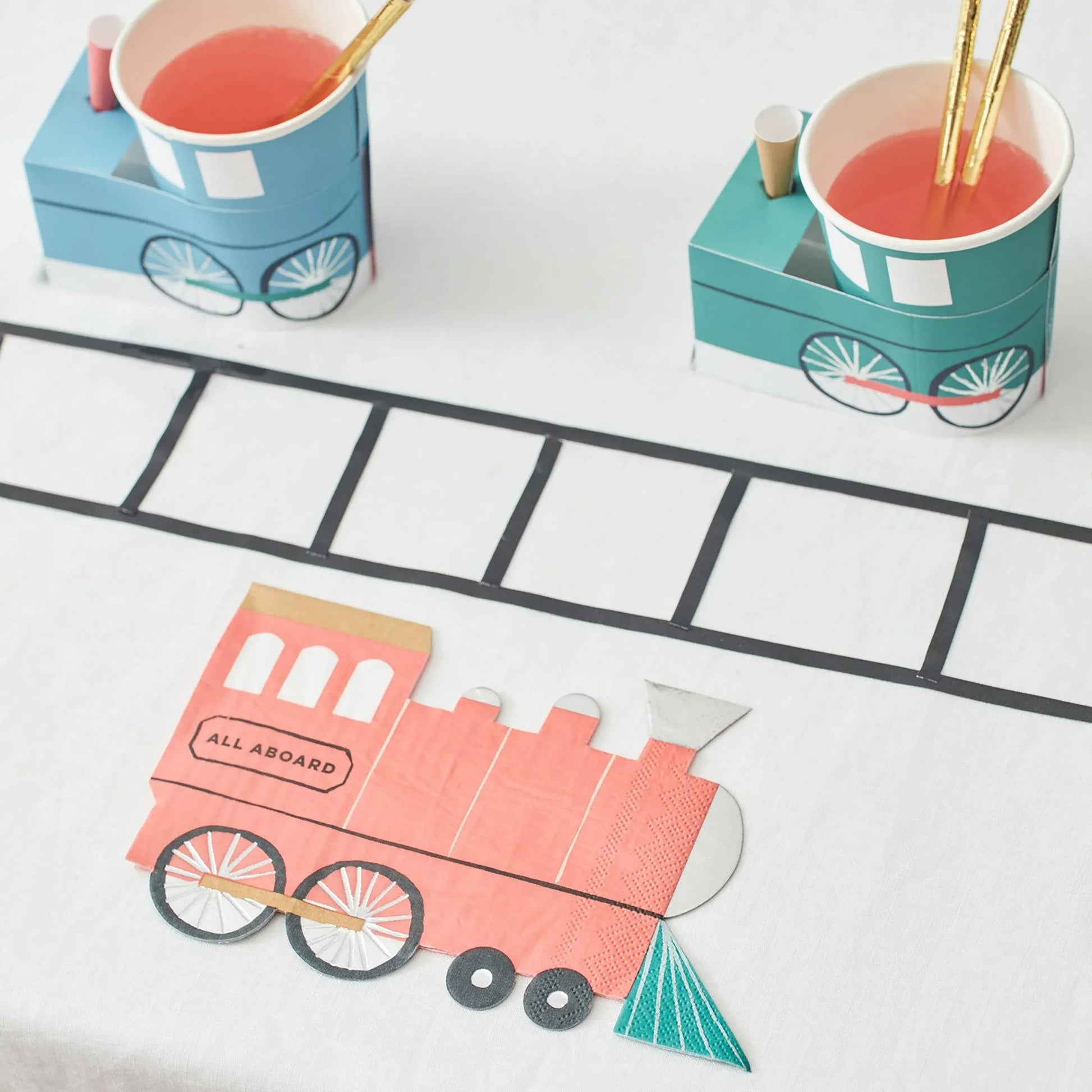 Meri Meri Train Napkins (x 16) - partyalacarte.co.in