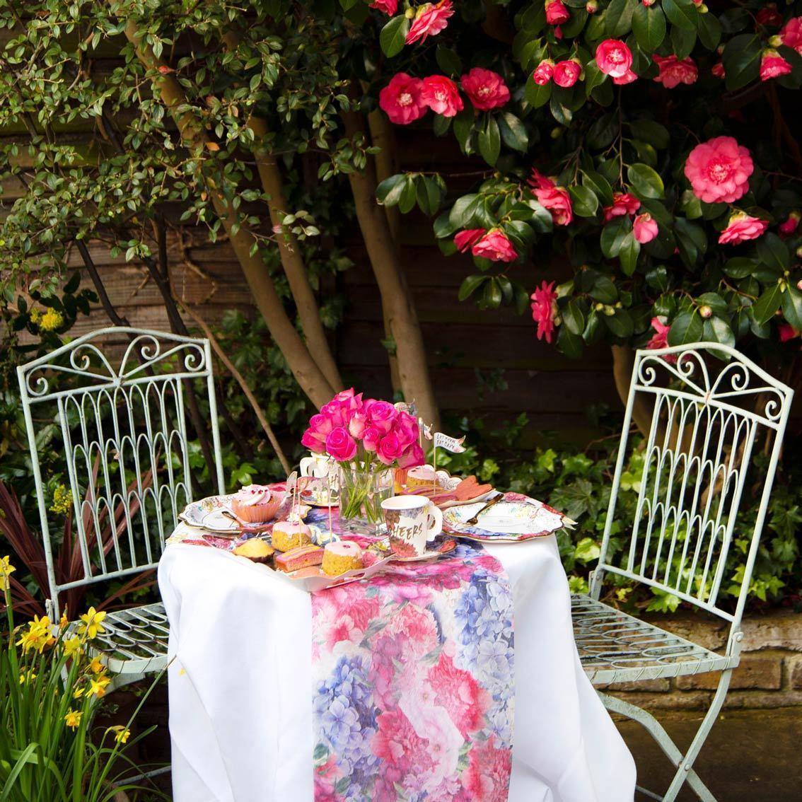 Talking Table Truly Scrumptious Fabric Table Runner - partyalacarte.co.in