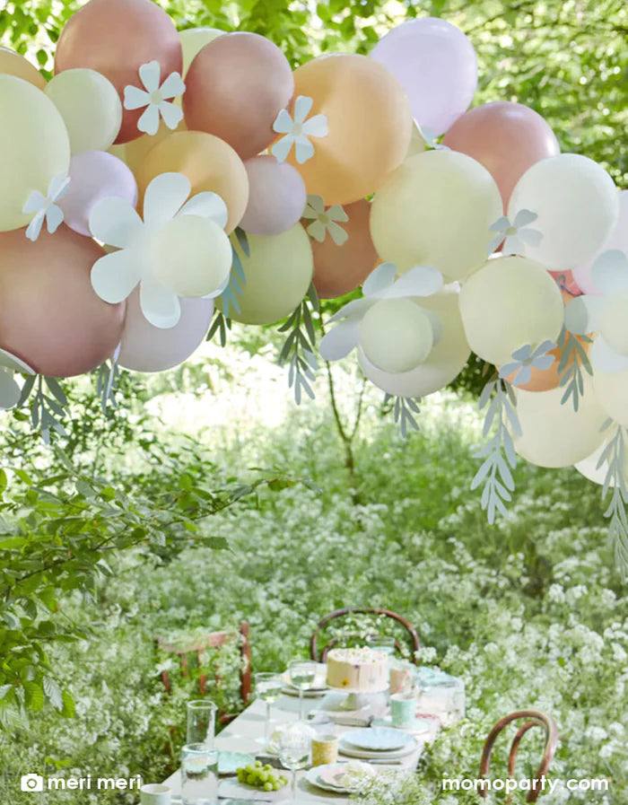 Pastel Daisy Balloon Garland (x 51 balloons)