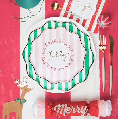 Reindeer With Holly Napkins (x 16)