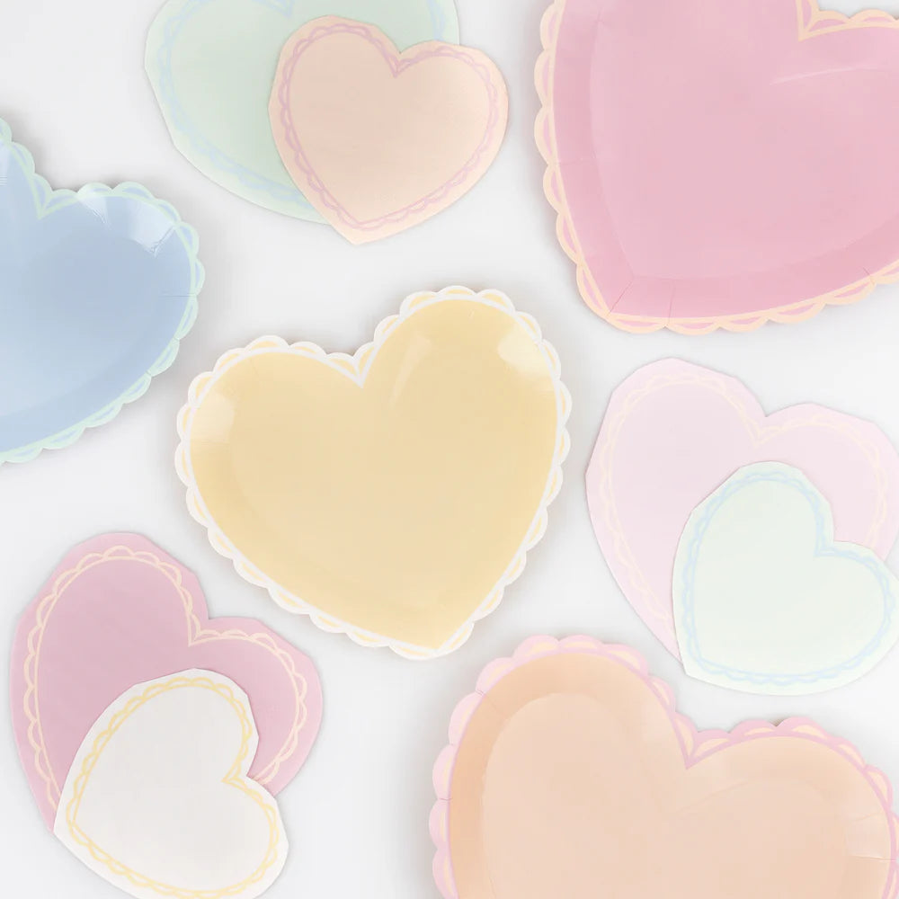Pastel Heart Small Plates (x 8)