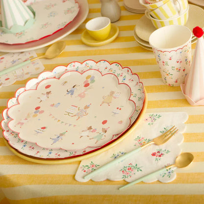 Ditsy Posy Scalloped Cups (x8)