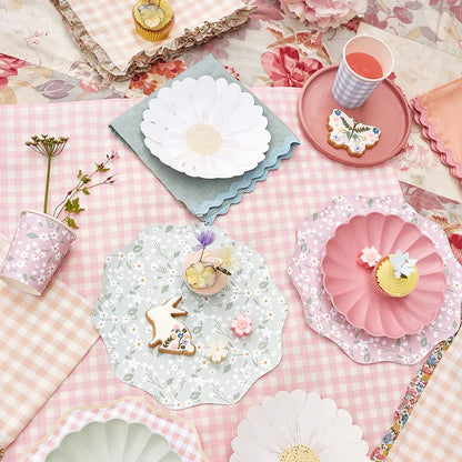Ditsy Floral Dinner Plates (x12)