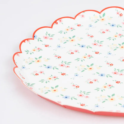 Ditsy Posy Scalloped Side Plates (x8)