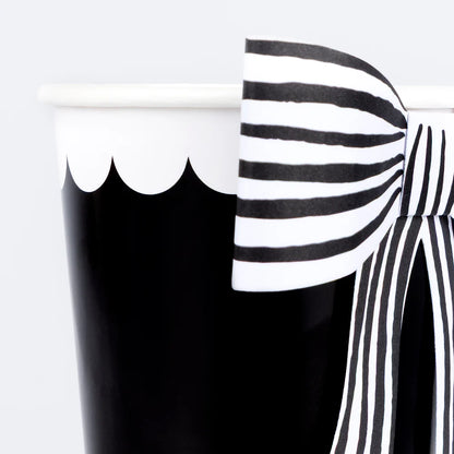 Black & White Stripy Bow Cups (x8)