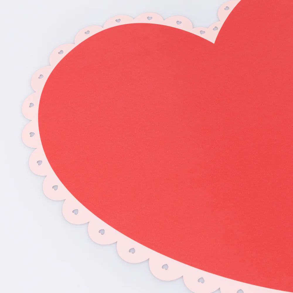 Scalloped Heart Paper Placemat (x 12)