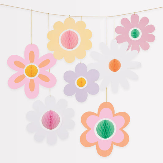 Groovy Flower Hanging Decoration (x7)