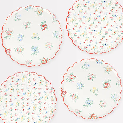 Ditsy Posy Scalloped Side Plates (x8)