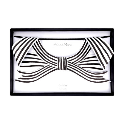 Black & White Stripy Bow Garland