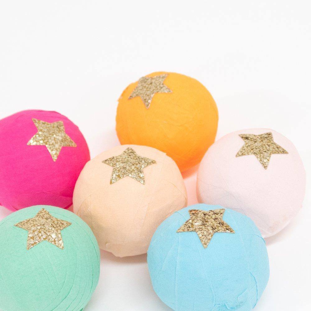 Meri Meri Rainbow Surprise Balls (set of 6) - partyalacarte.co.in