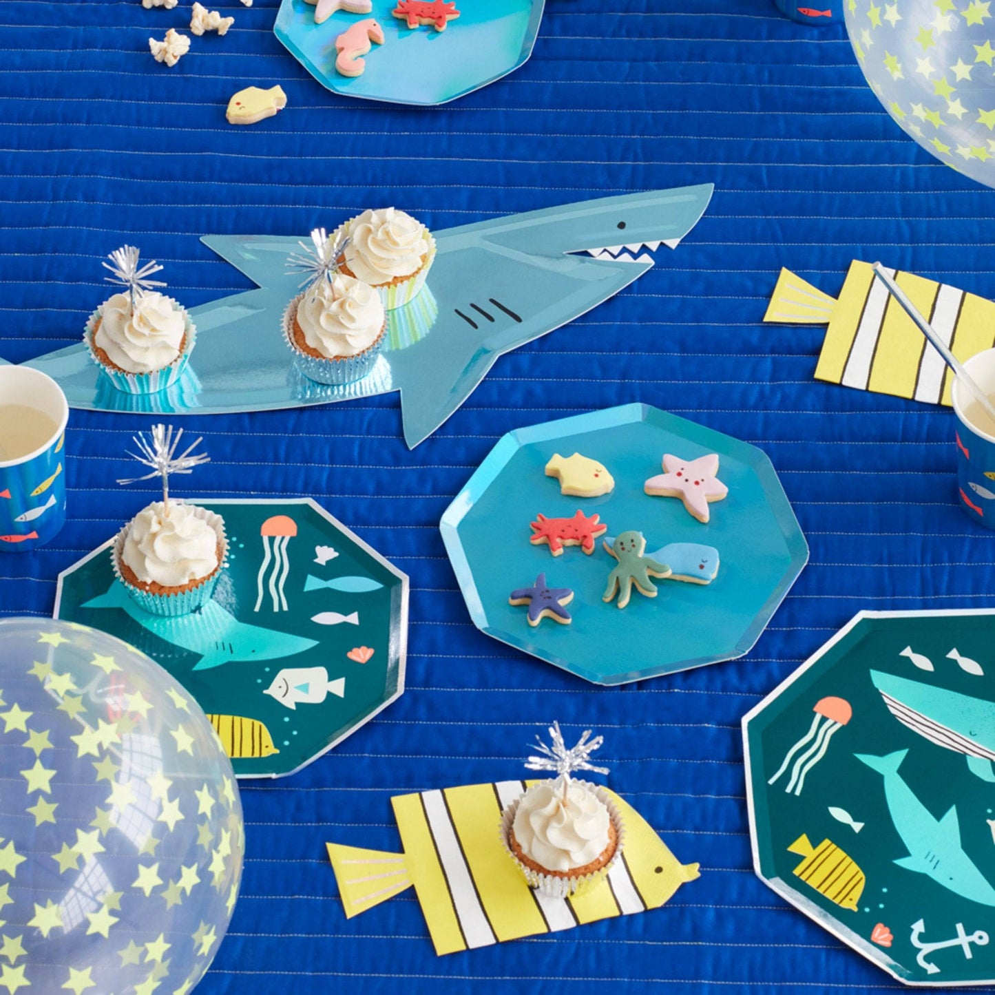 Meri Meri Shark Platters (x 4) - partyalacarte.co.in