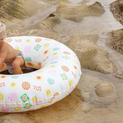 sunnylife SMILEY World Pool Ring & Ball Set - partyalacarte.co.in